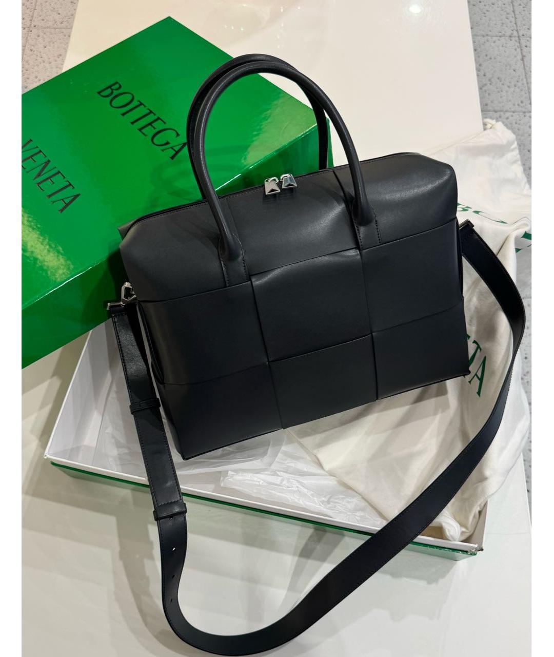 BOTTEGA VENETA Черный кожаный портфель, фото 3