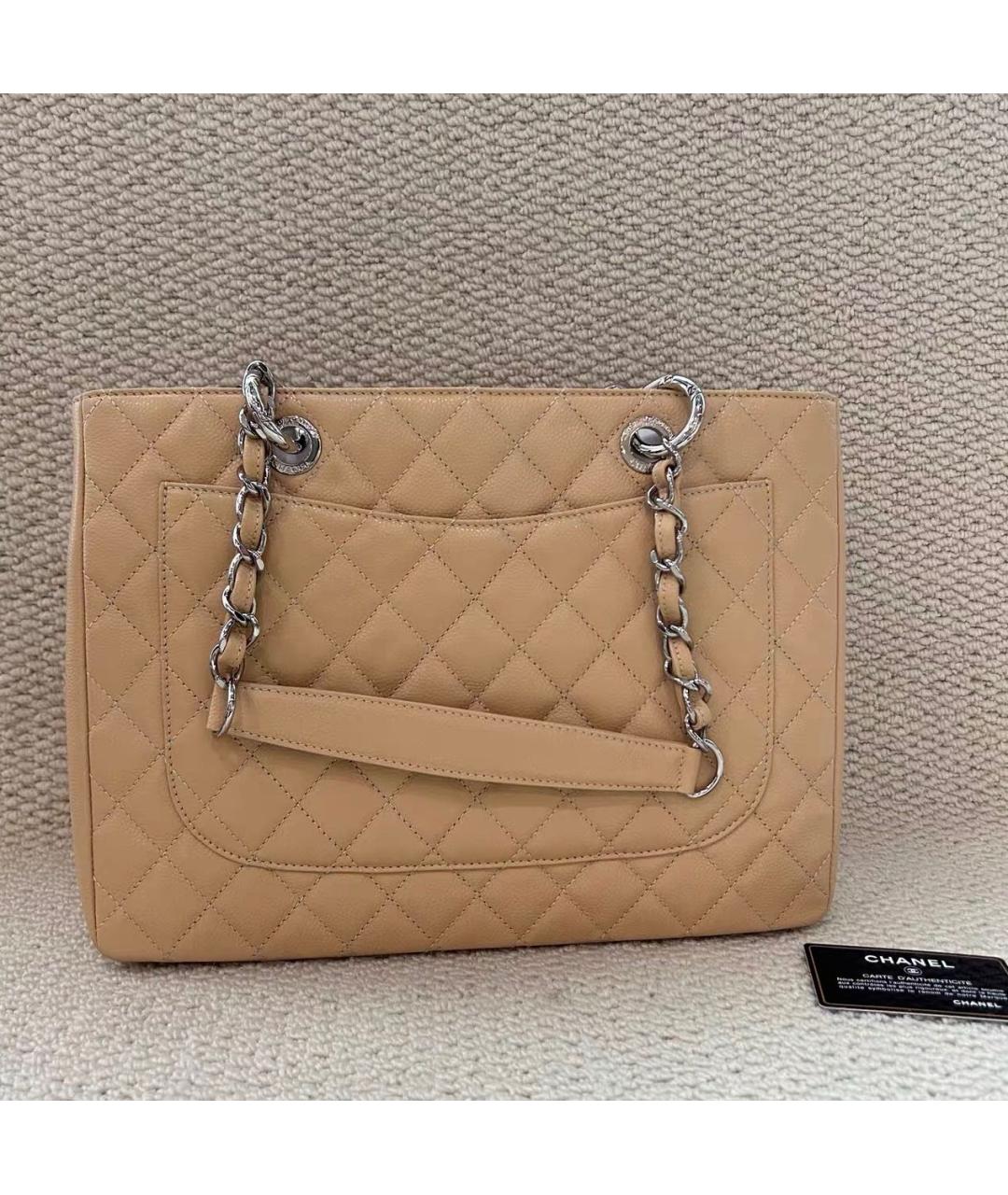CHANEL Бежевая кожаная сумка тоут, фото 3