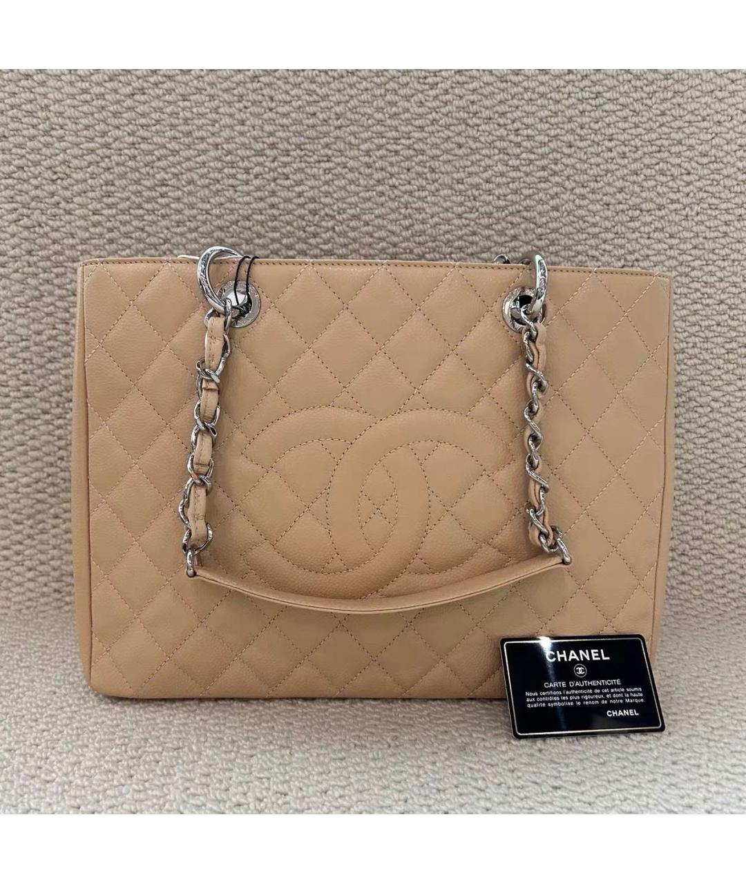CHANEL Бежевая кожаная сумка тоут, фото 9