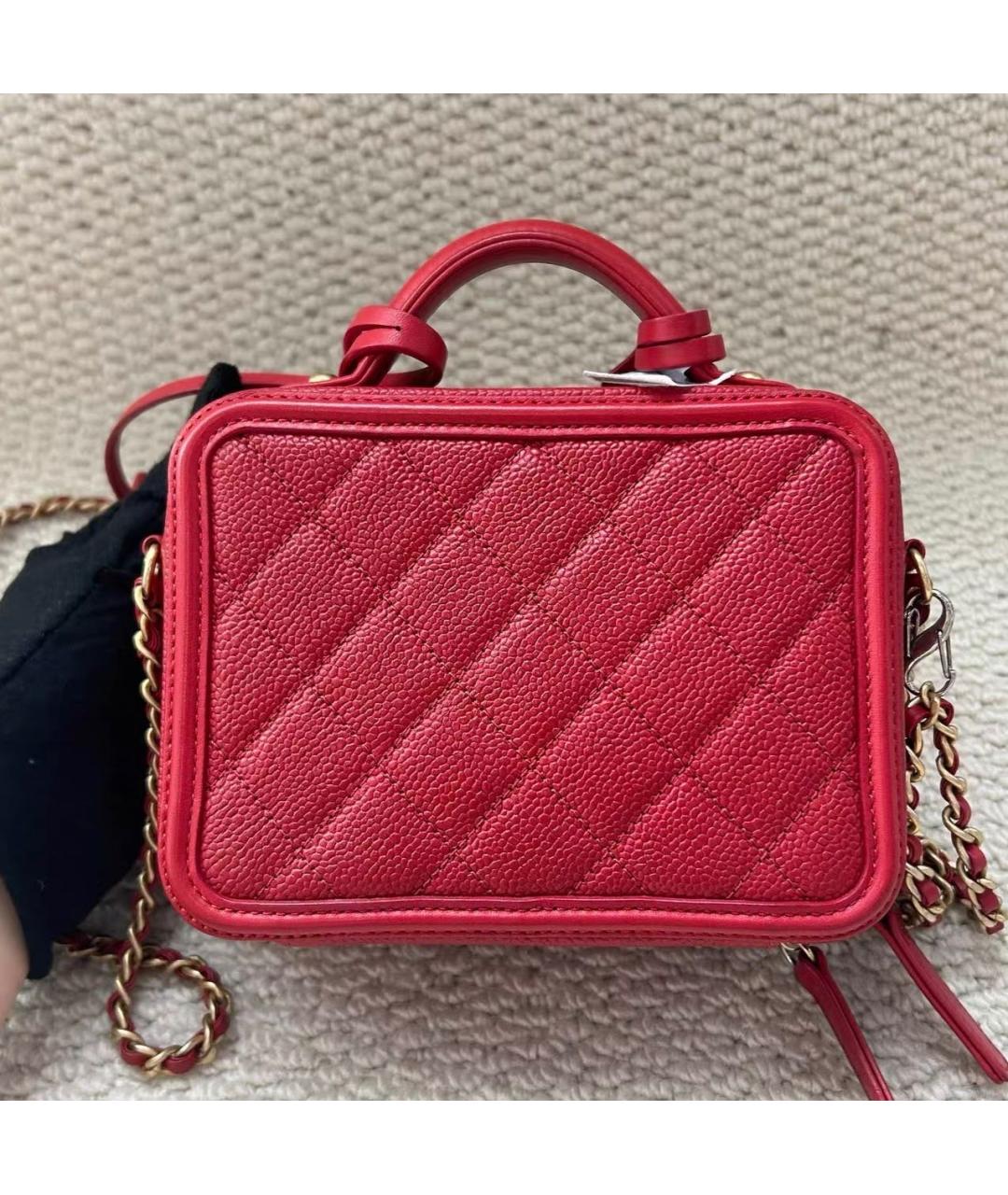 CHANEL Красная кожаная сумка через плечо, фото 4