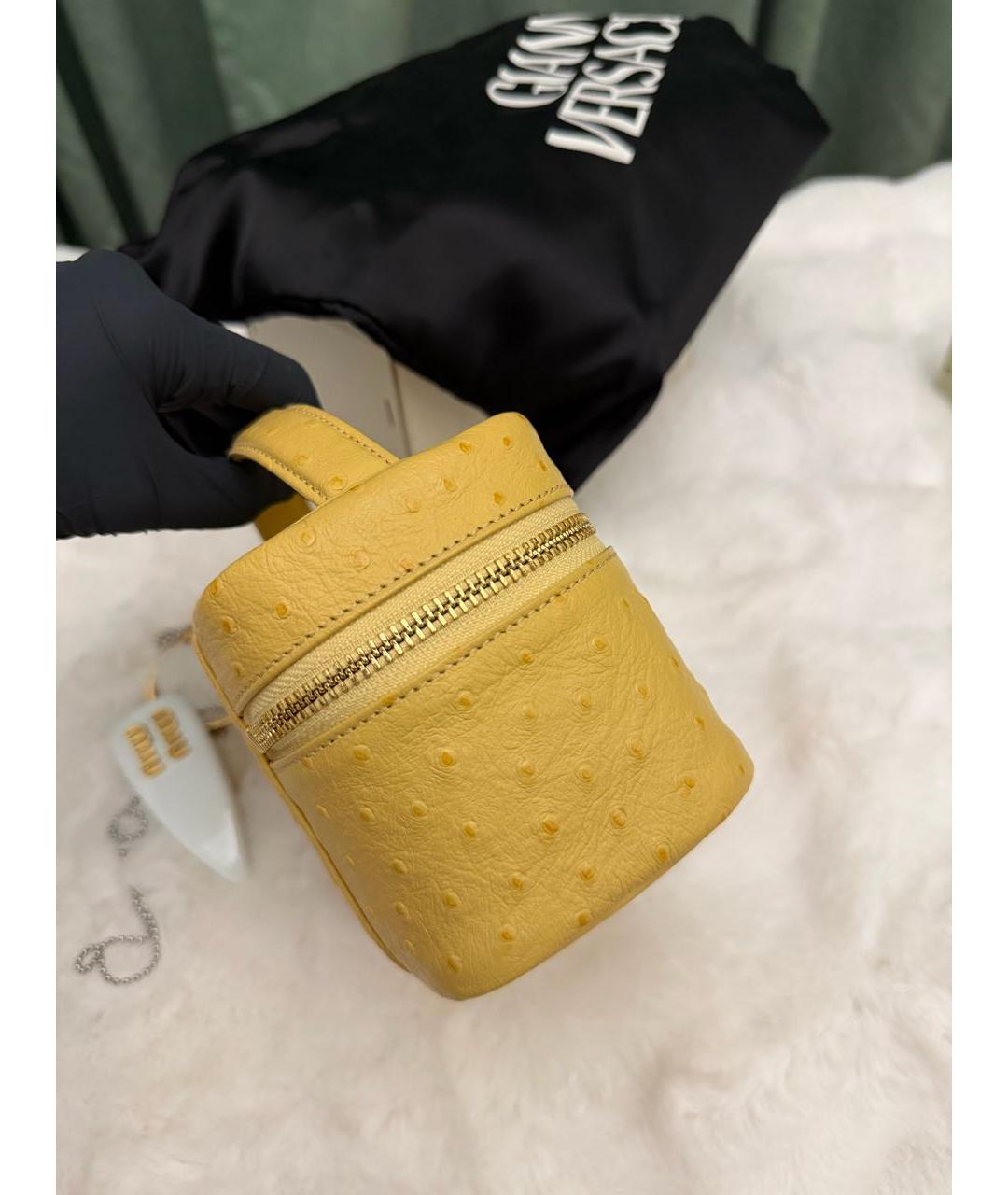 VERSACE Желтая кожаная сумка с короткими ручками, фото 6