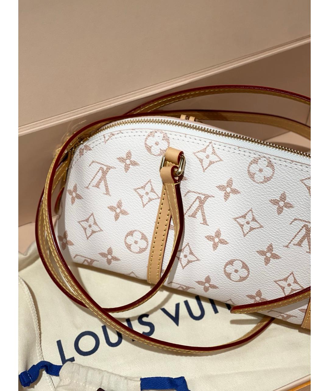 LOUIS VUITTON Бежевая сумка с короткими ручками из канвы, фото 4