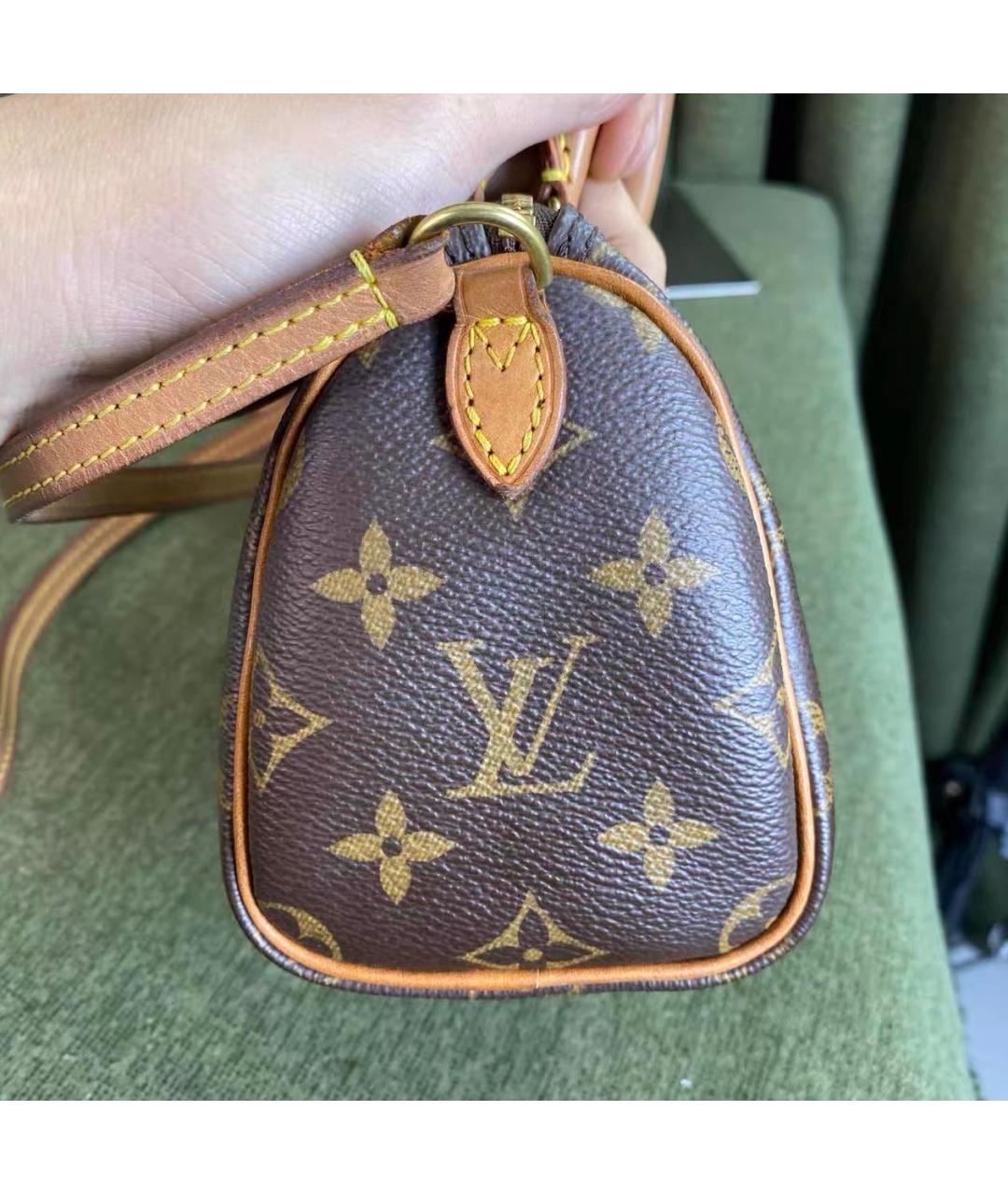 LOUIS VUITTON Коричневая кожаная сумка через плечо, фото 5