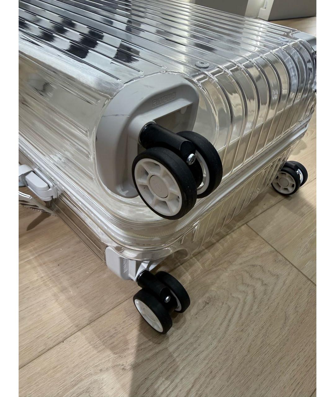 Rimowa Белый чемодан, фото 4