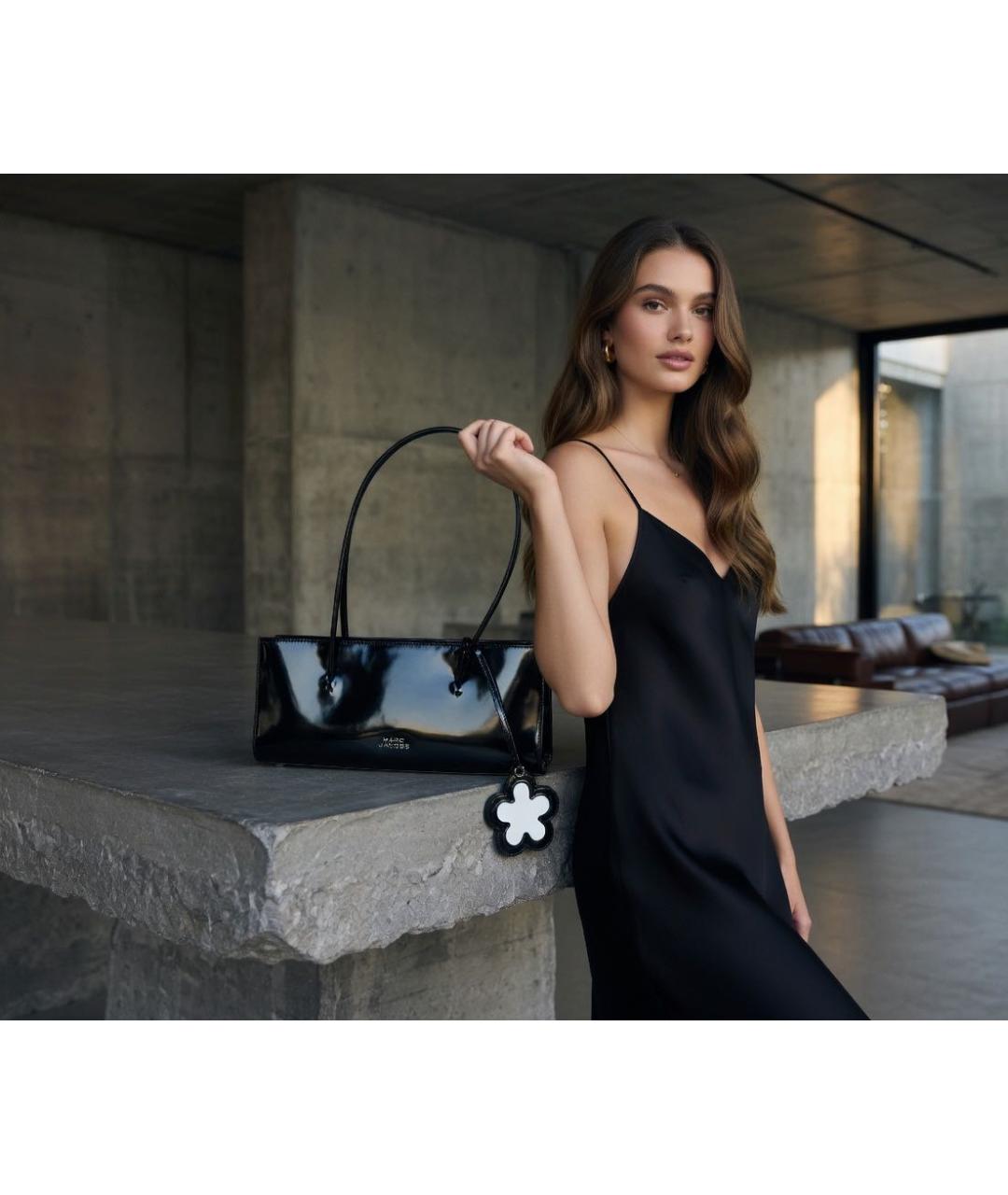 MARC JACOBS Черная кожаная сумка с короткими ручками, фото 5