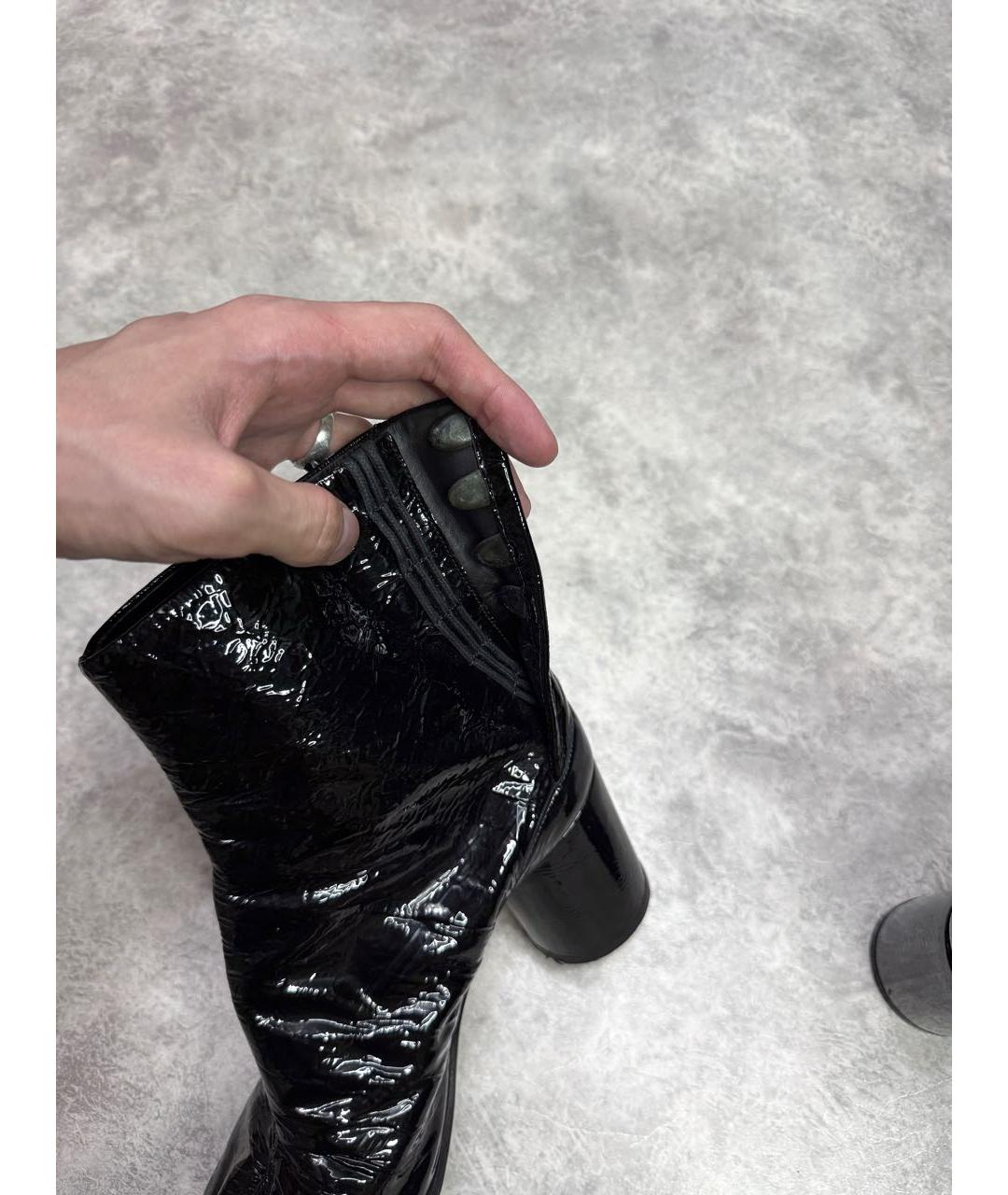 MAISON MARGIELA Черные ботильоны из лакированной кожи, фото 6