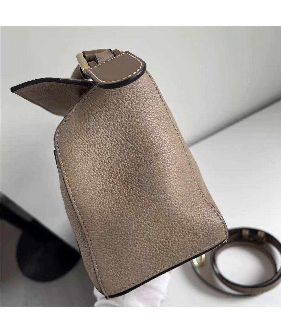 LOEWE Бежевая кожаная сумка через плечо, фото 5