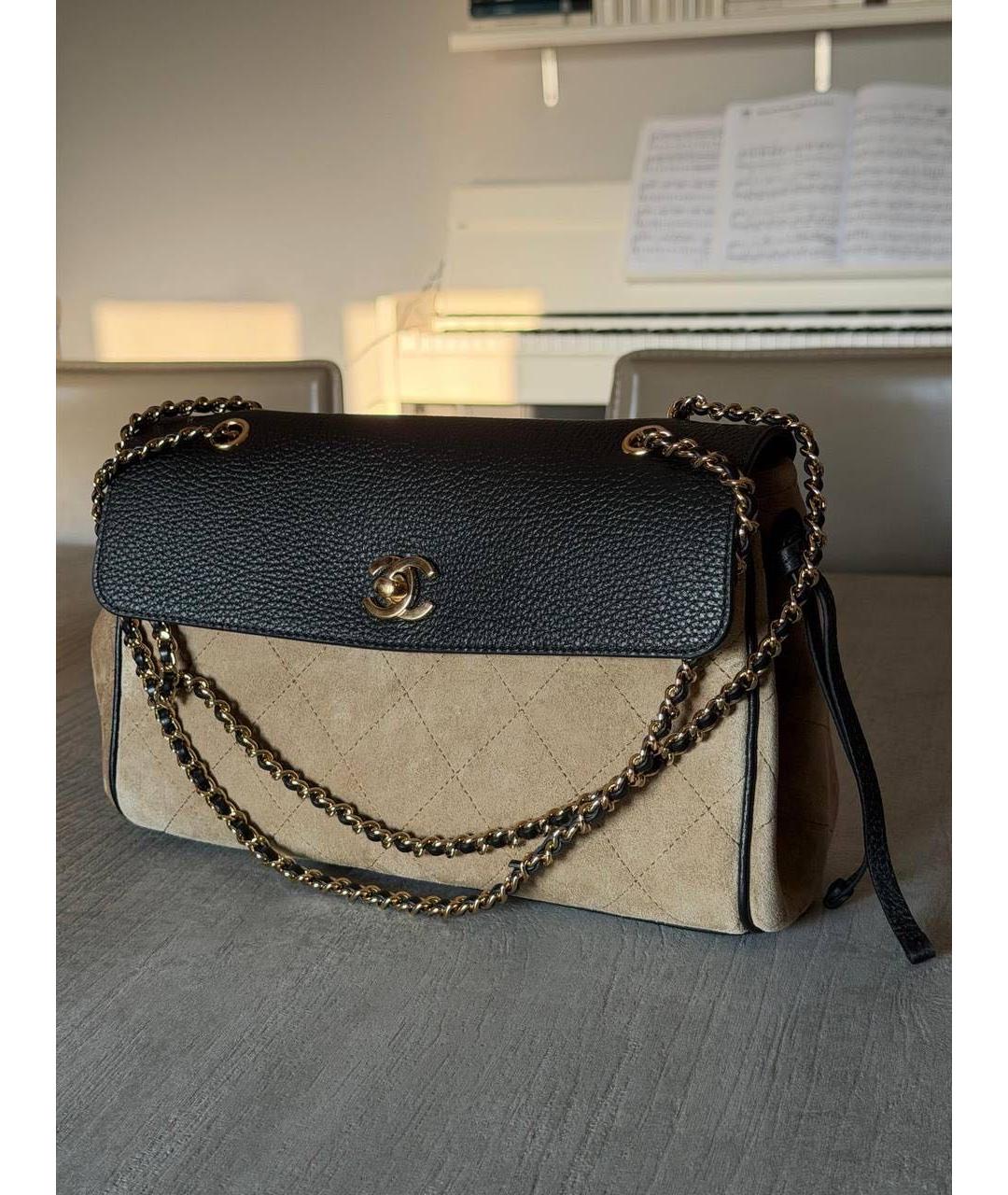 CHANEL Коричневая замшевая сумка через плечо, фото 4