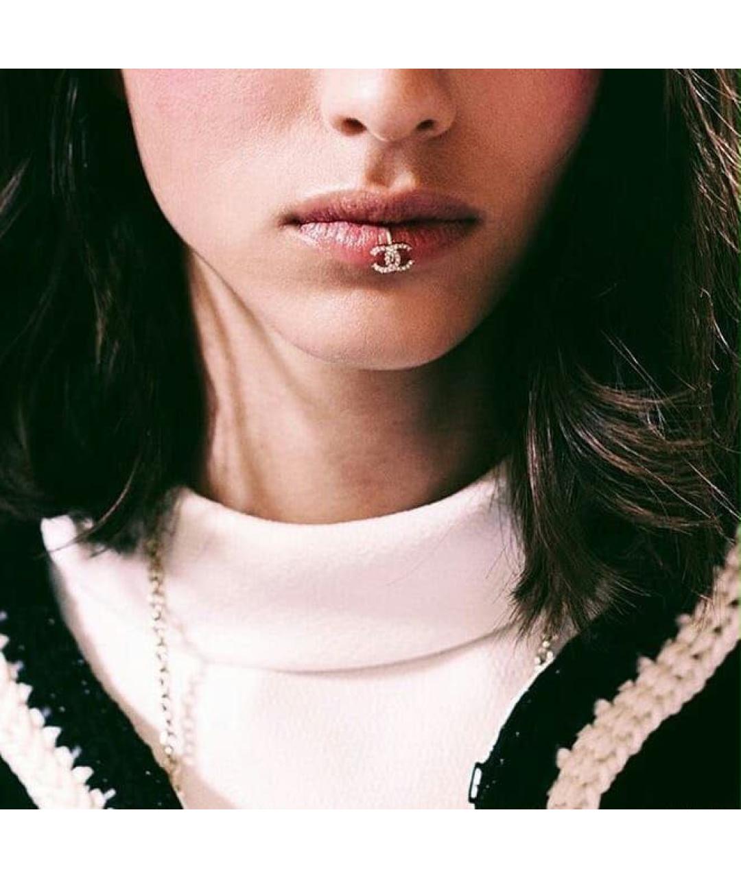 CHANEL Золотые серьги, фото 3