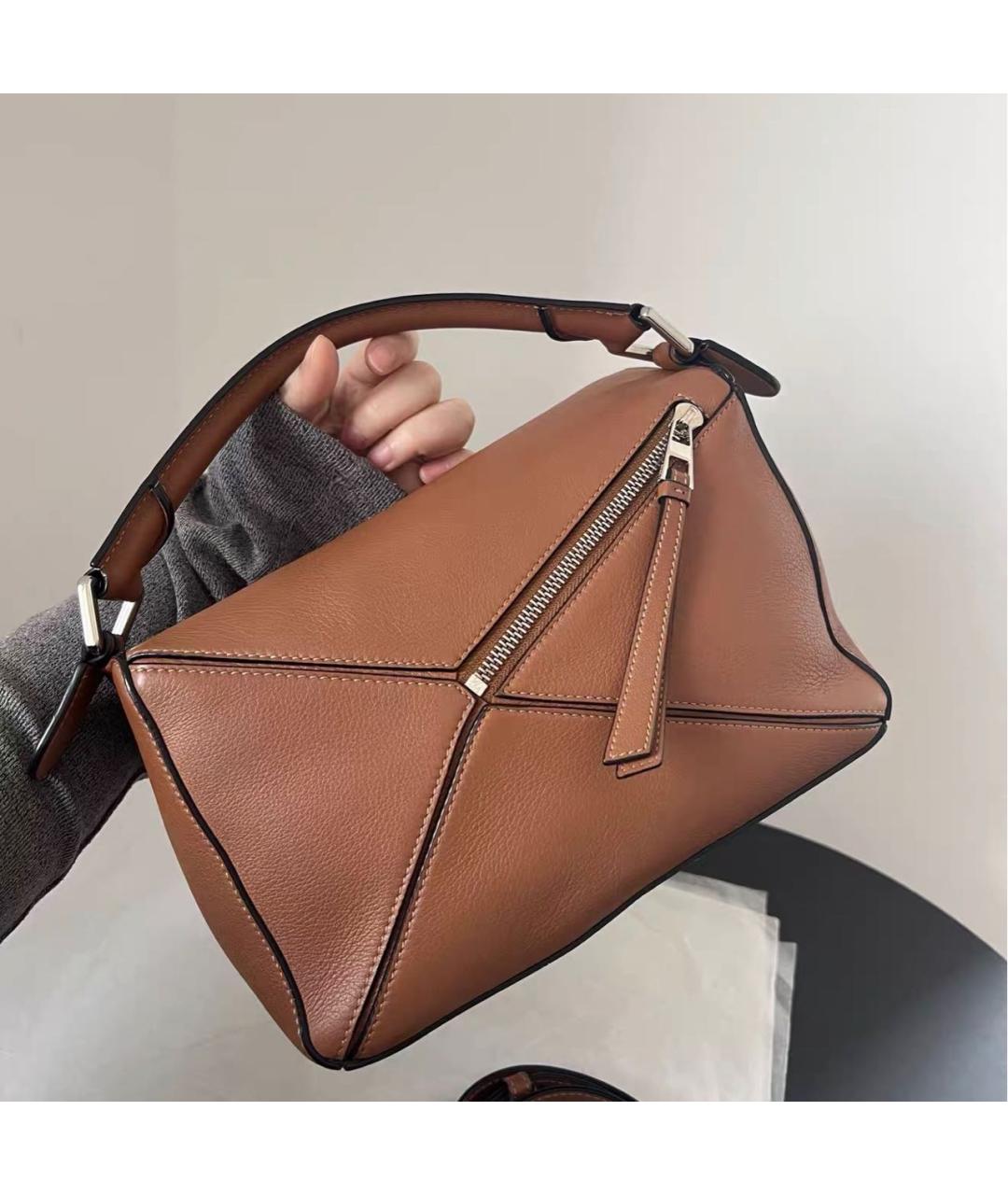 LOEWE Коричневая кожаная сумка через плечо, фото 2