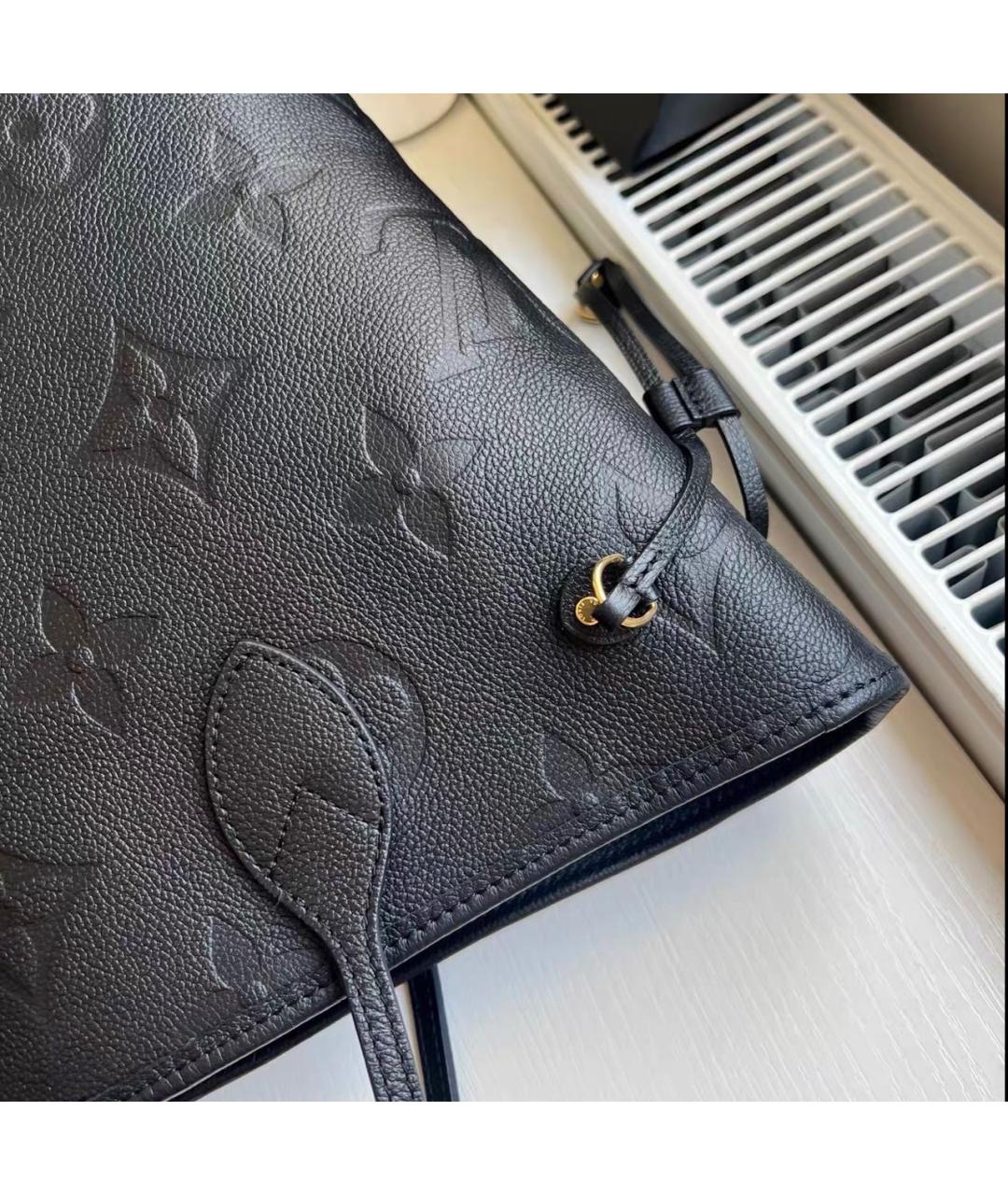 LOUIS VUITTON Черная кожаная сумка тоут, фото 8