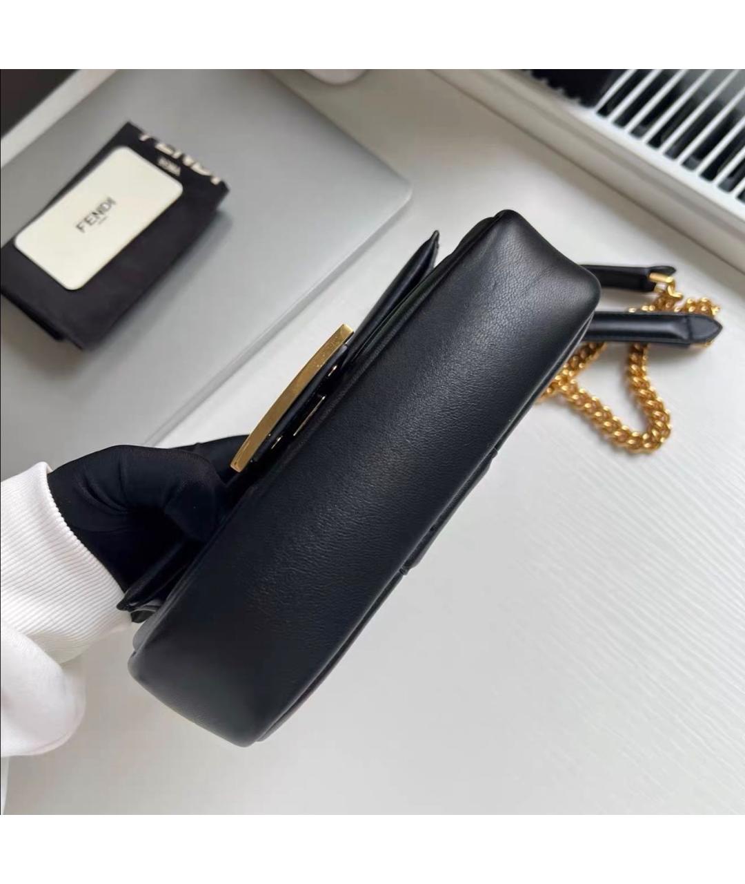 FENDI Черная кожаная сумка через плечо, фото 3