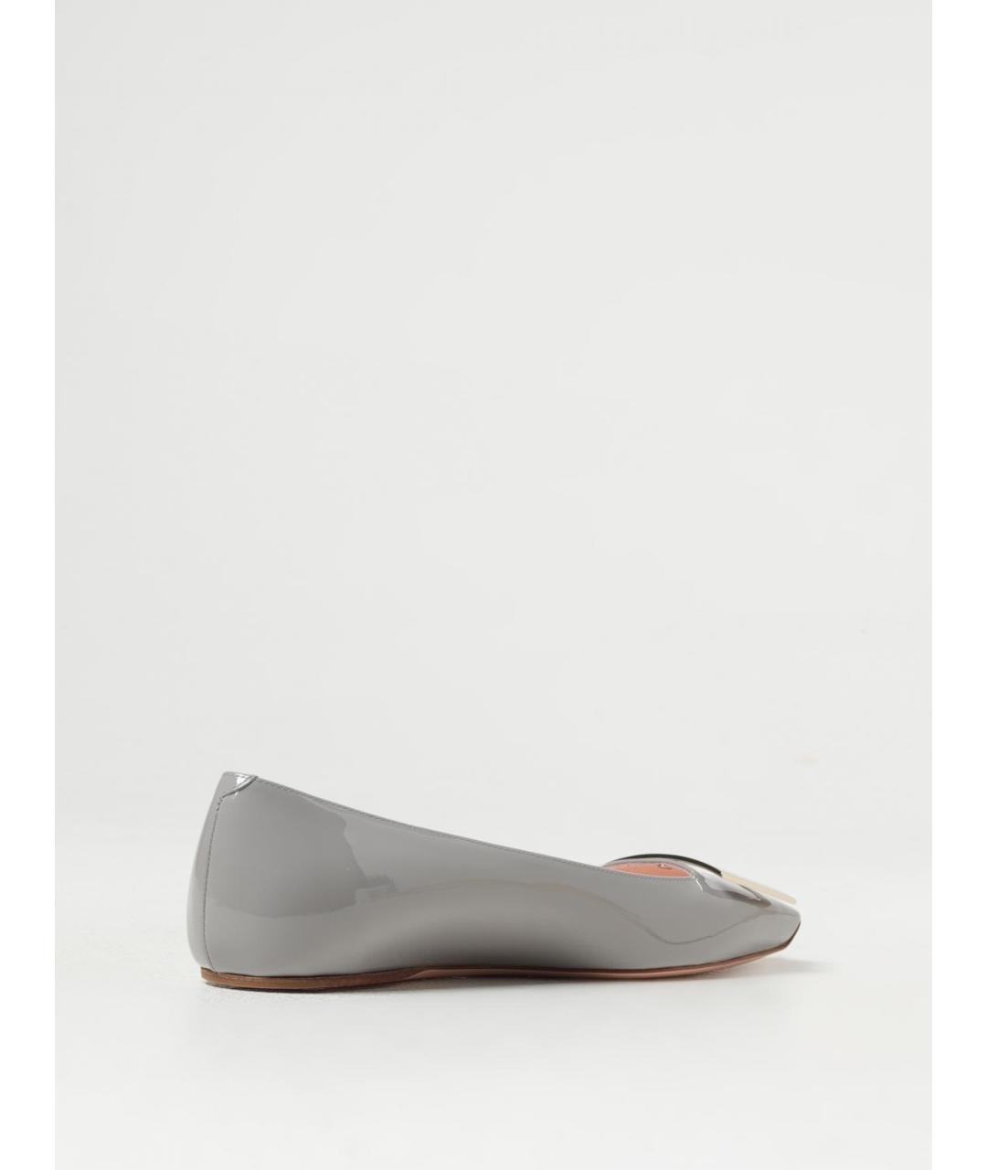 ROGER VIVIER Серые кожаные балетки, фото 3
