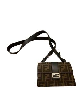 FENDI Сумка через плечо