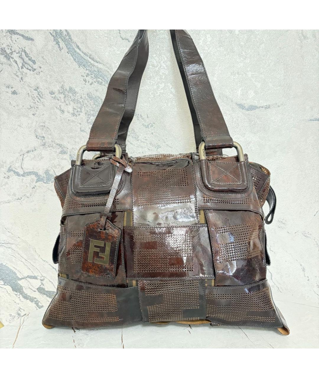 FENDI Коричневая сумка через плечо из лакированной кожи, фото 9