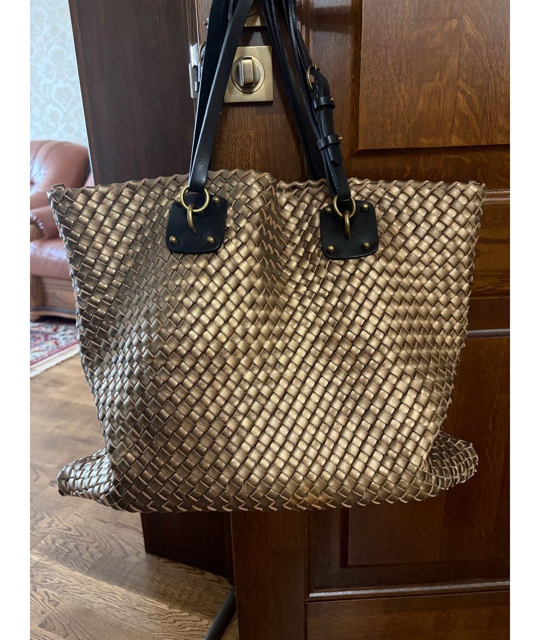 BOTTEGA VENETA Золотая кожаная сумка тоут, фото 9