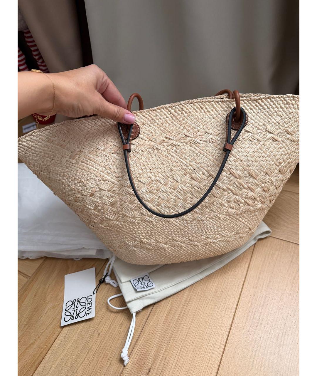 LOEWE Бежевая рафиевая пляжная сумка, фото 2
