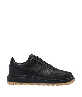 NIKE Низкие кроссовки / кеды