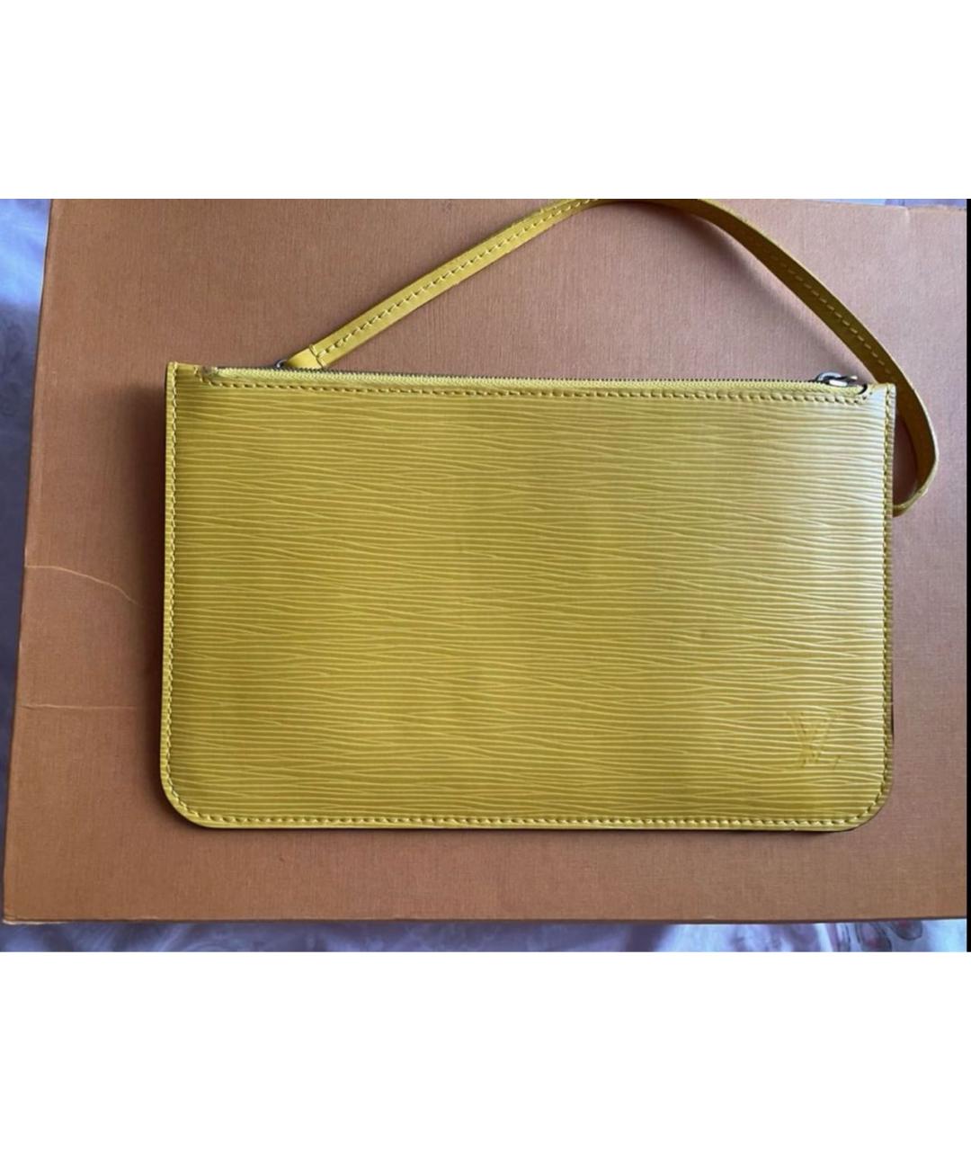 LOUIS VUITTON Желтая кожаная косметичка, фото 5