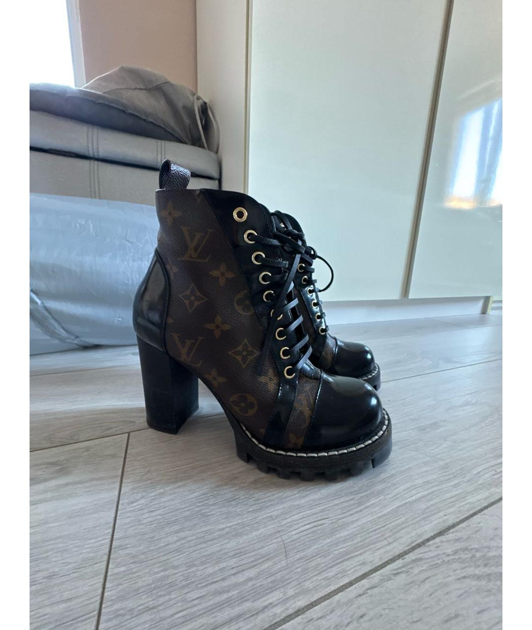 LOUIS VUITTON Черные ботильоны, фото 9