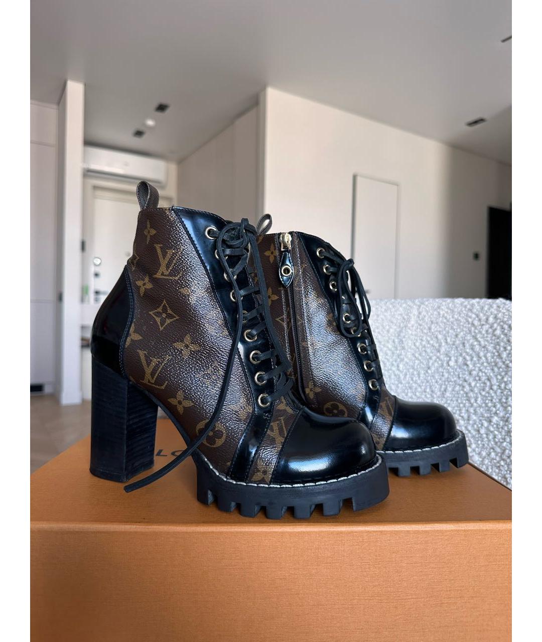 LOUIS VUITTON Черные ботильоны, фото 2
