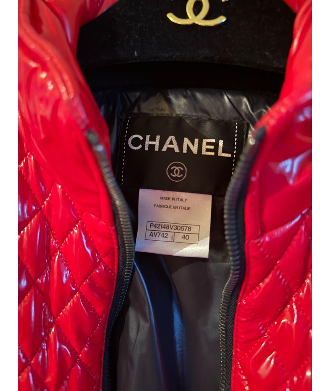CHANEL Красная полиуретановая куртка, фото 3