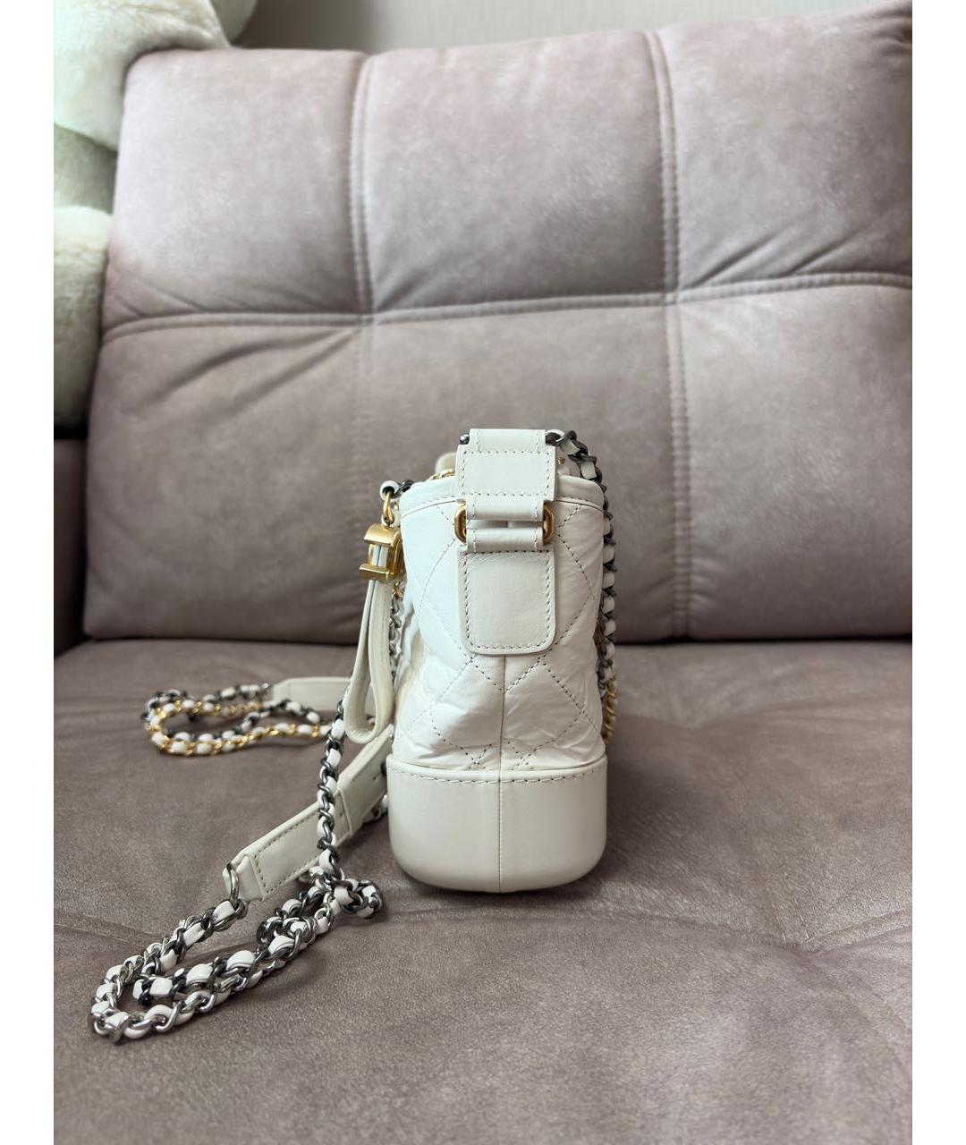 CHANEL Бежевая кожаная сумка через плечо, фото 3