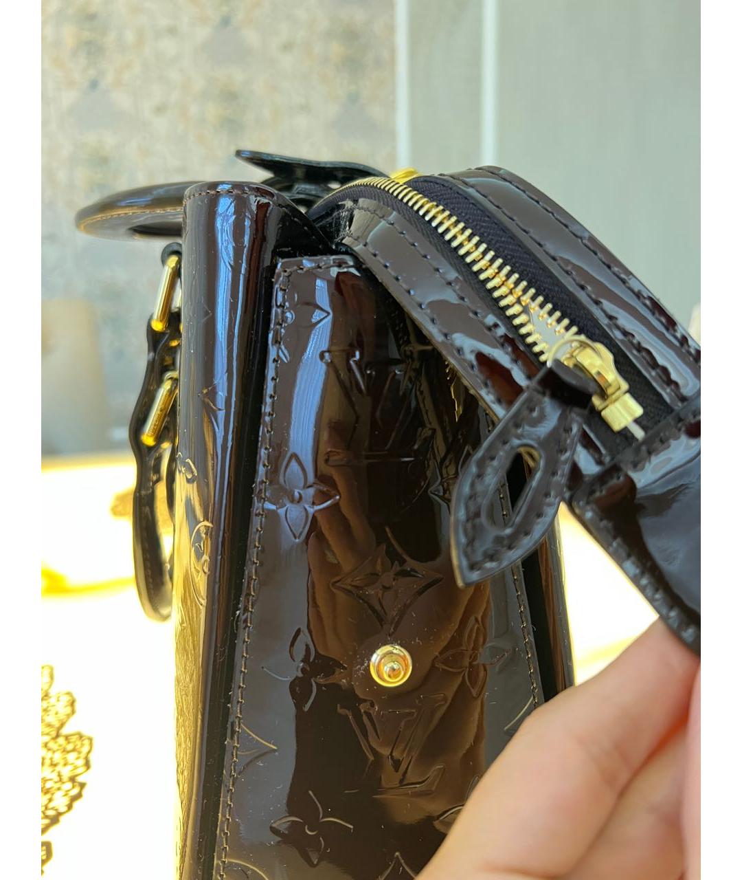 LOUIS VUITTON PRE-OWNED Бордовая сумка тоут из лакированной кожи, фото 4