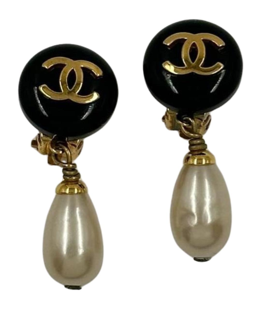 CHANEL Черные клипсы, фото 1