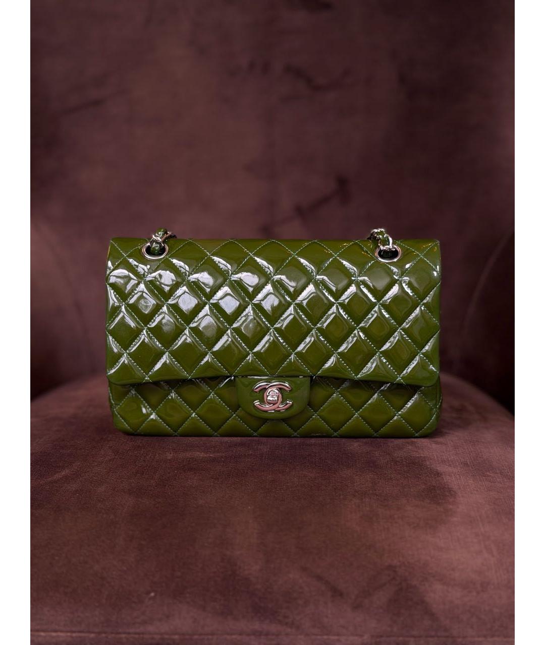 CHANEL Зеленая сумка через плечо из лакированной кожи, фото 9