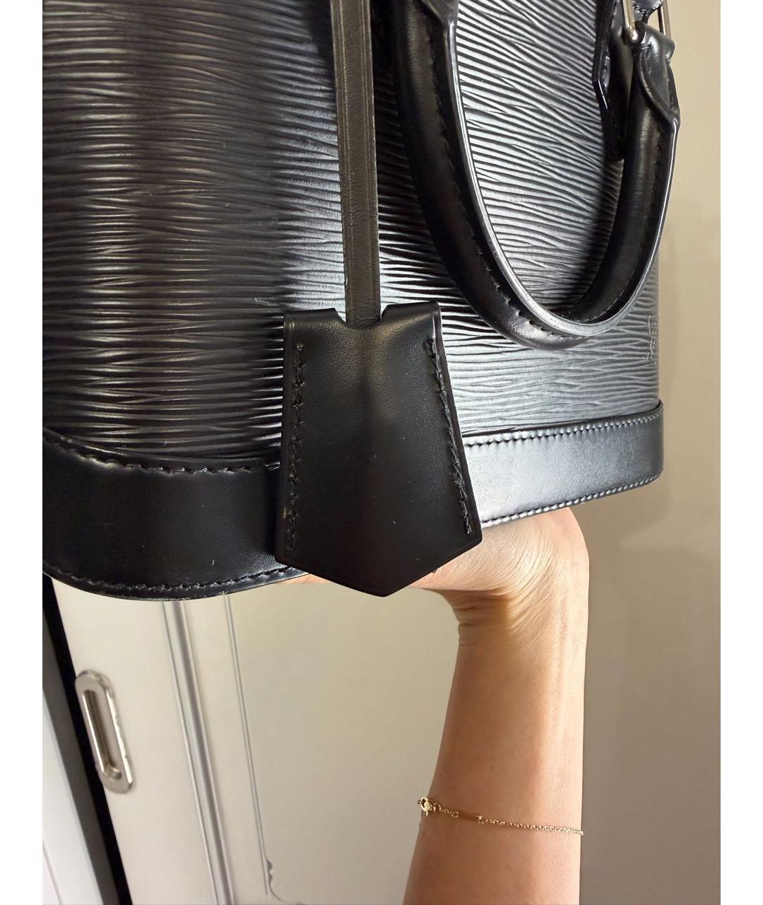 LOUIS VUITTON Черная кожаная сумка с короткими ручками, фото 7