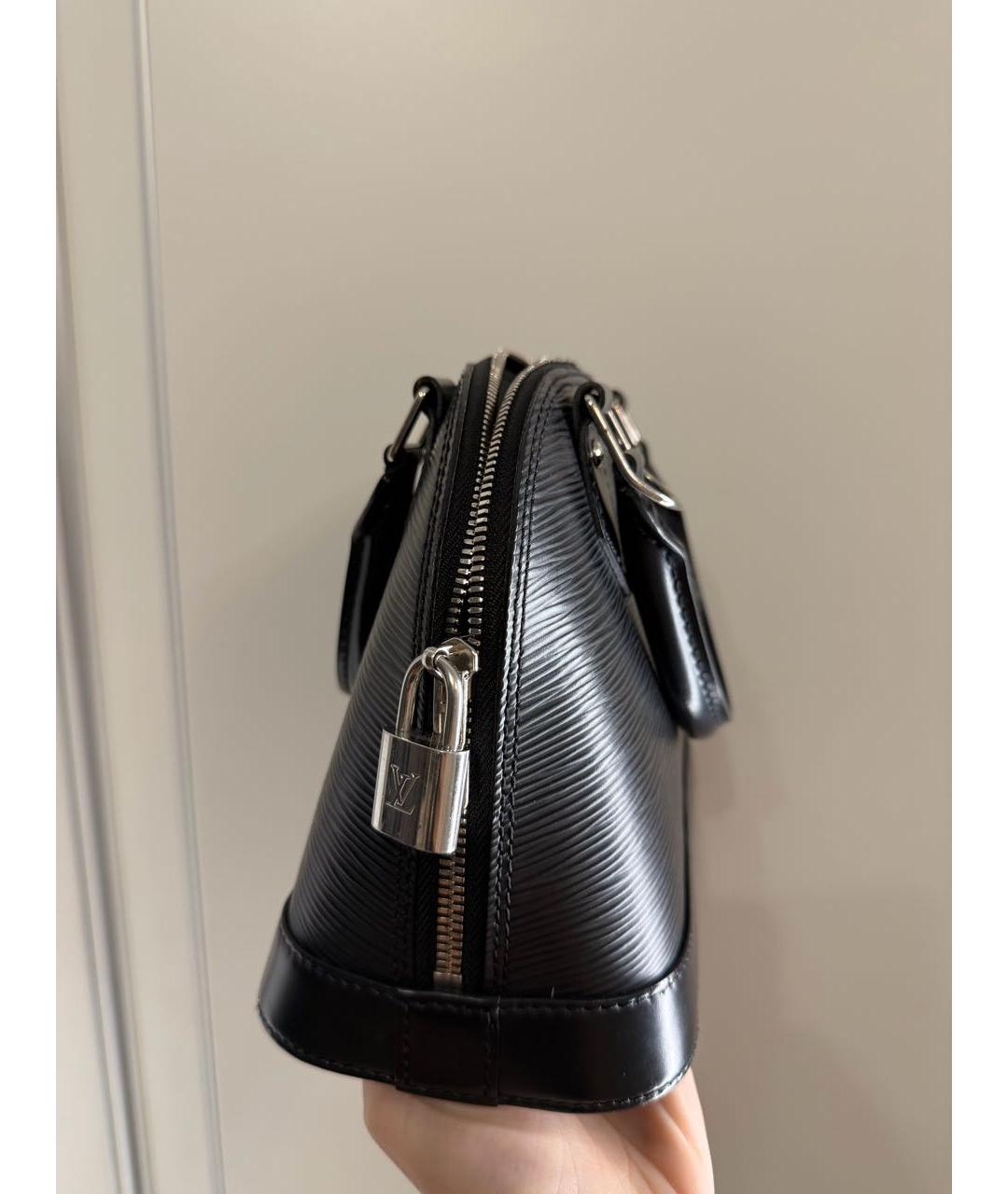 LOUIS VUITTON Черная кожаная сумка с короткими ручками, фото 3