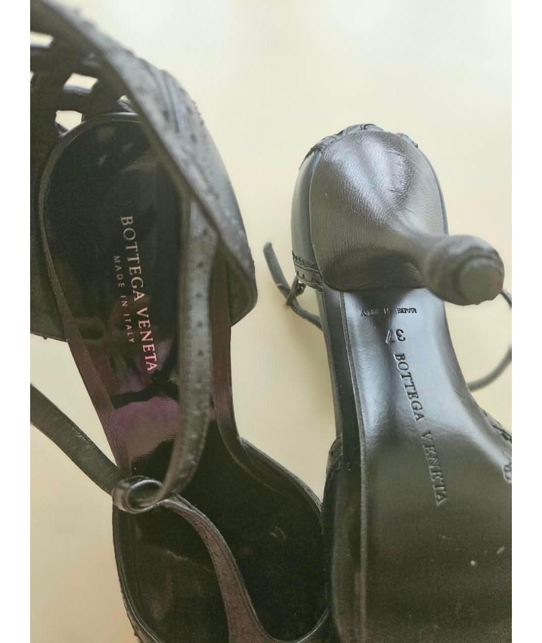 BOTTEGA VENETA Черные кожаные босоножки, фото 4