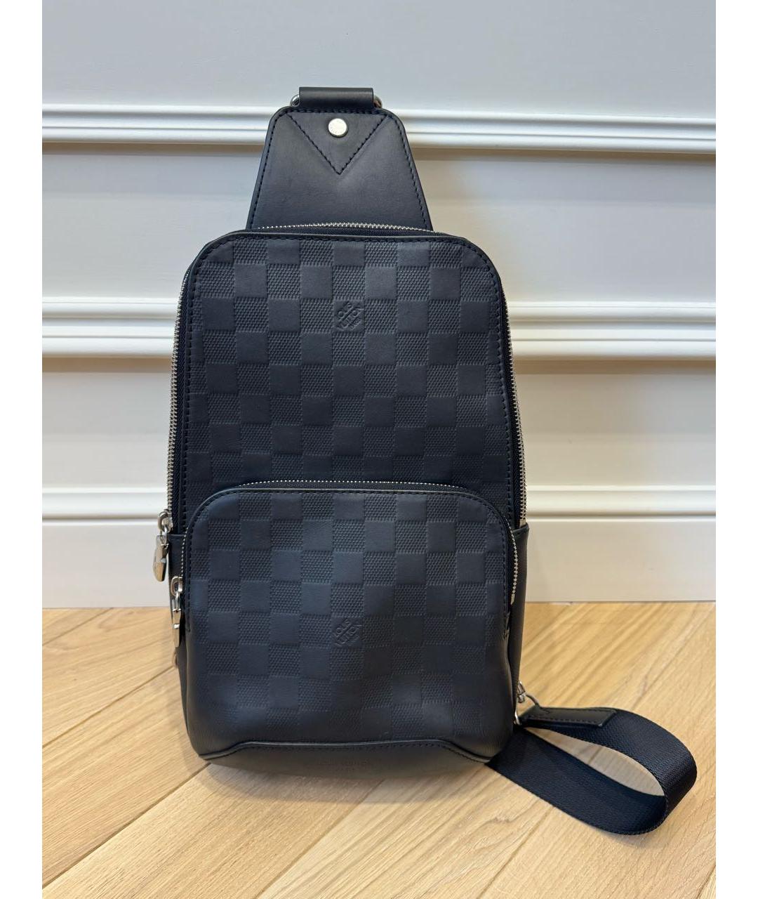 LOUIS VUITTON Черная кожаная сумка на плечо, фото 9