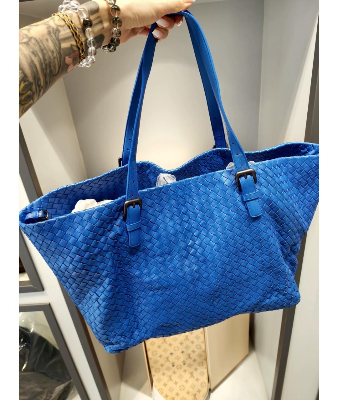 BOTTEGA VENETA Голубая плетеная сумка тоут, фото 4