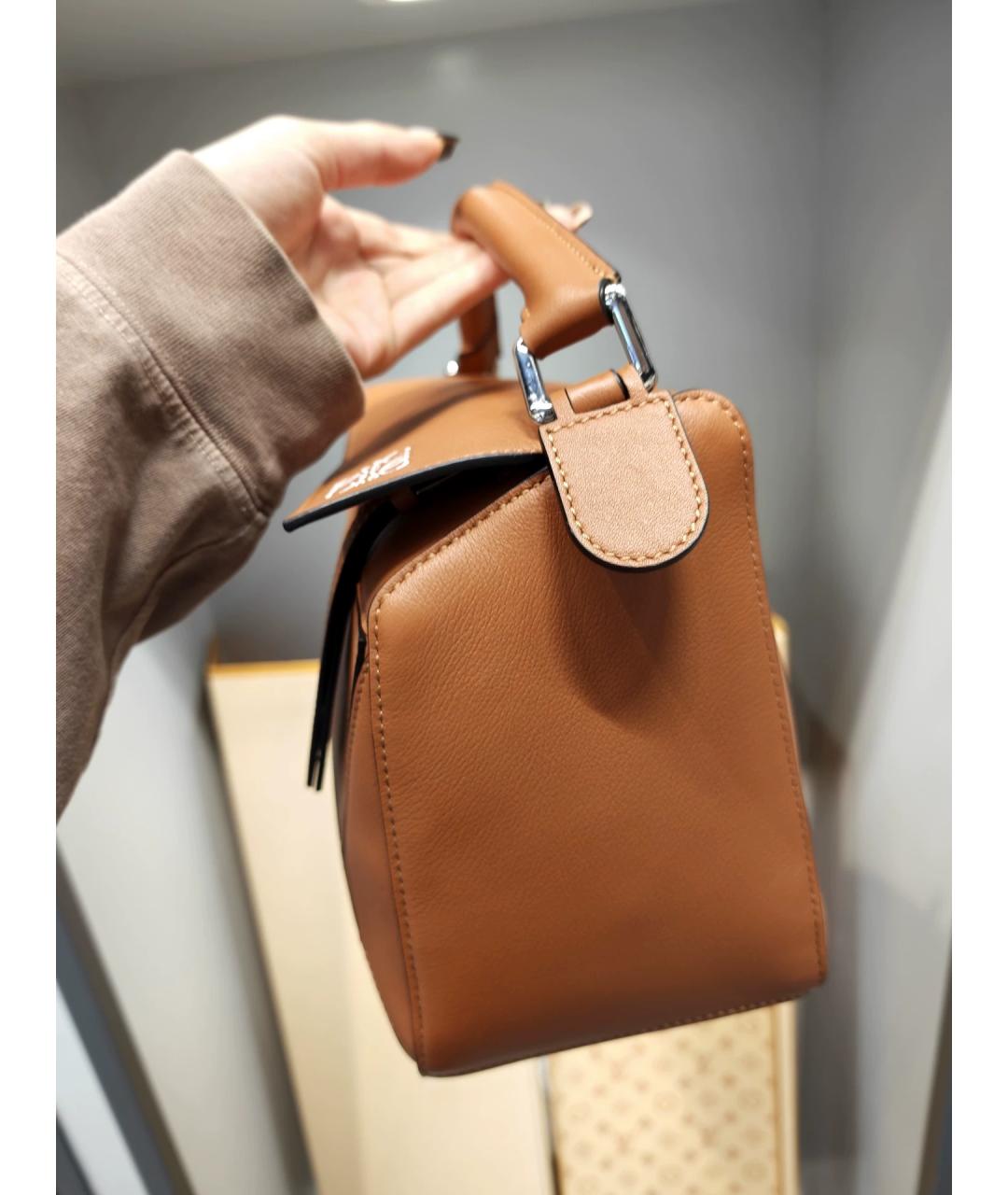 LOEWE Коричневая кожаная сумка через плечо, фото 5