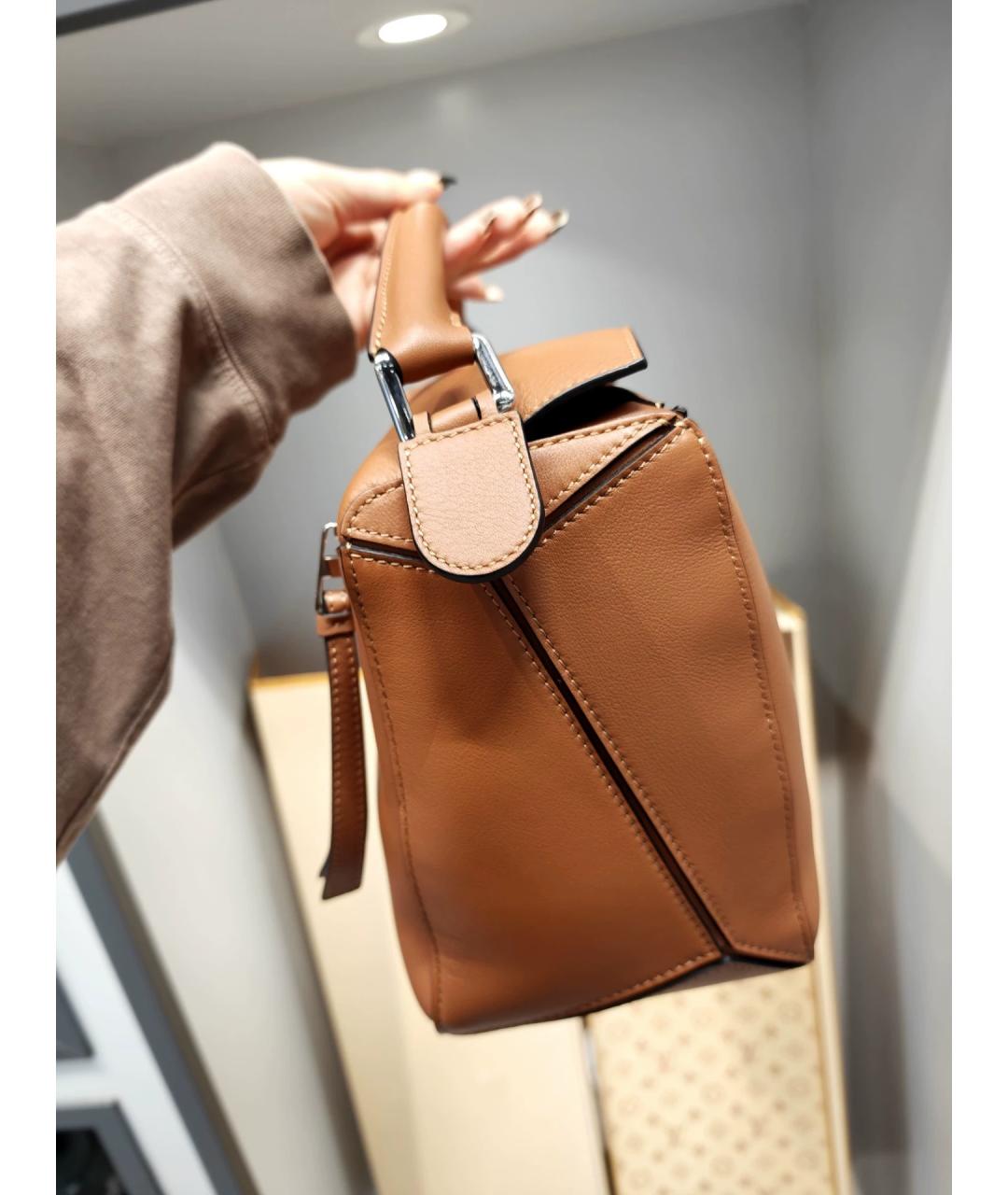 LOEWE Коричневая кожаная сумка через плечо, фото 3