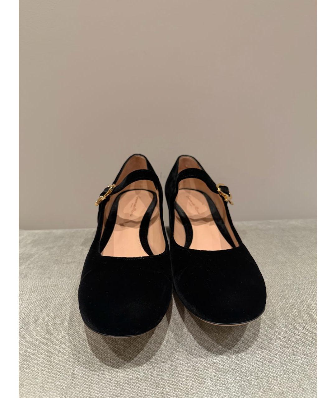 GIANVITO ROSSI Черные бархатные туфли, фото 6