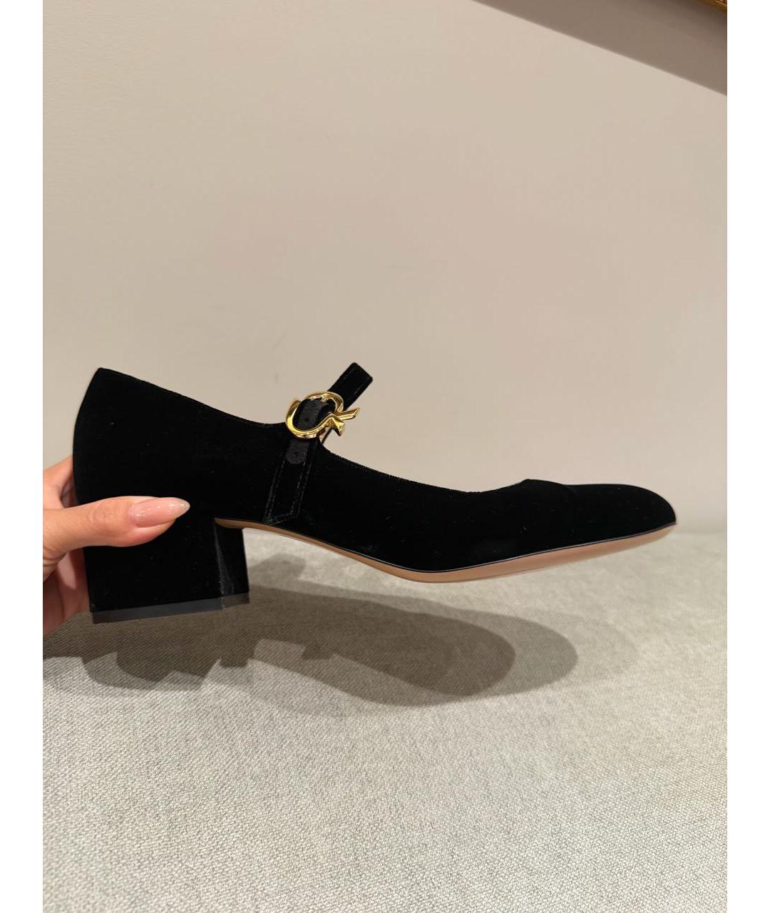 GIANVITO ROSSI Черные бархатные туфли, фото 7