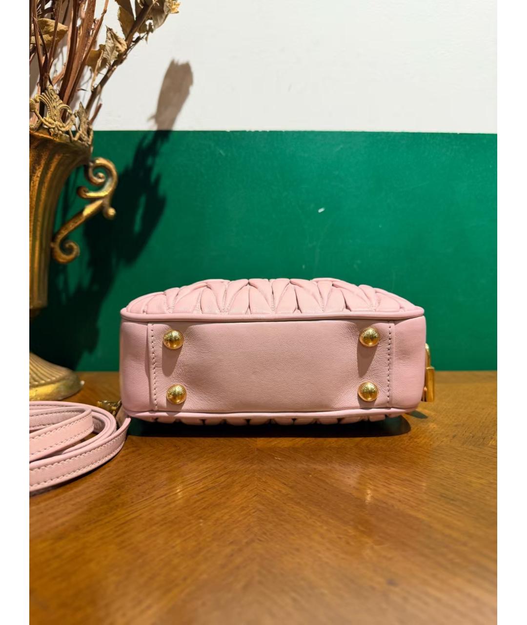 MIU MIU Розовая кожаная сумка с короткими ручками, фото 4
