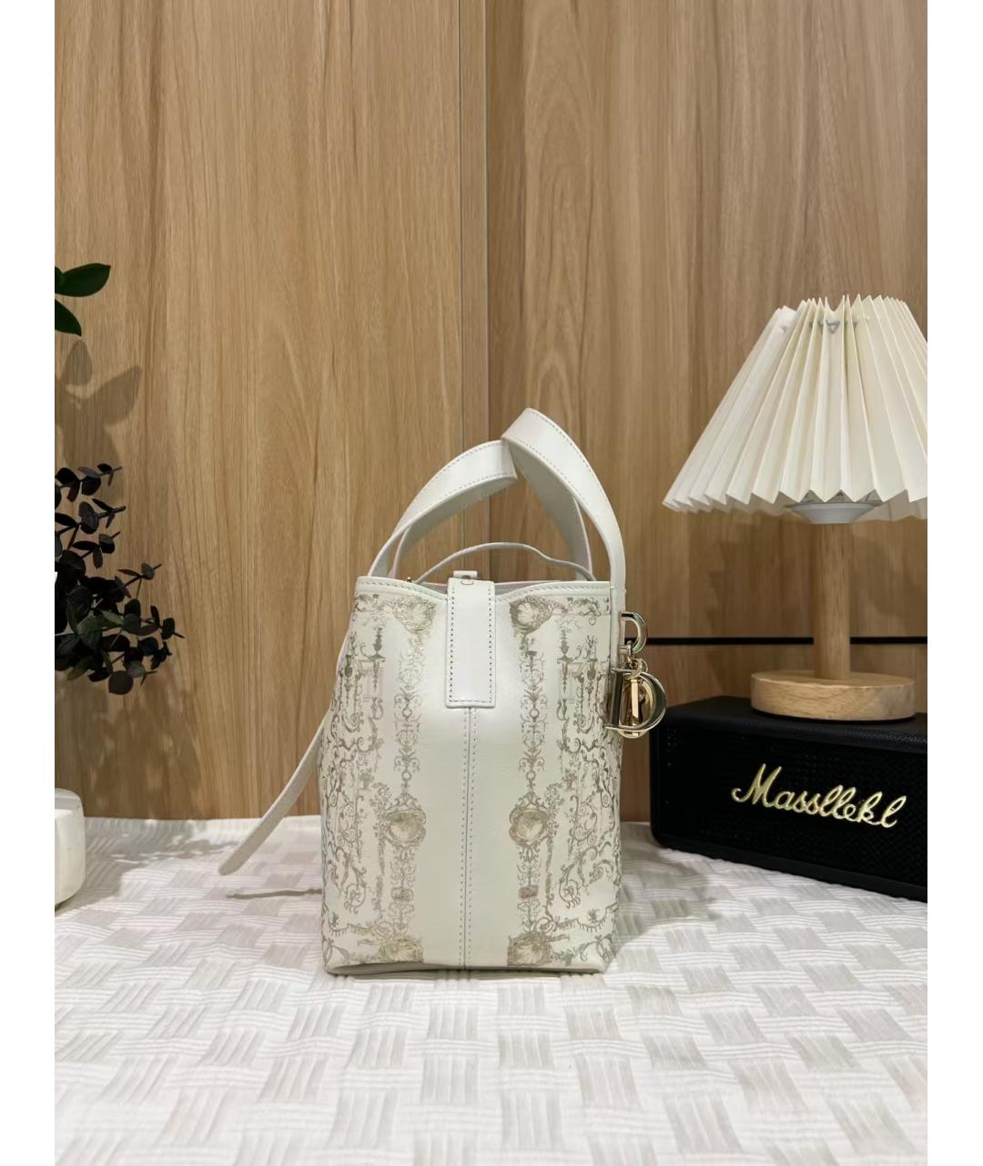 CHRISTIAN DIOR Бежевая кожаная сумка с короткими ручками, фото 3