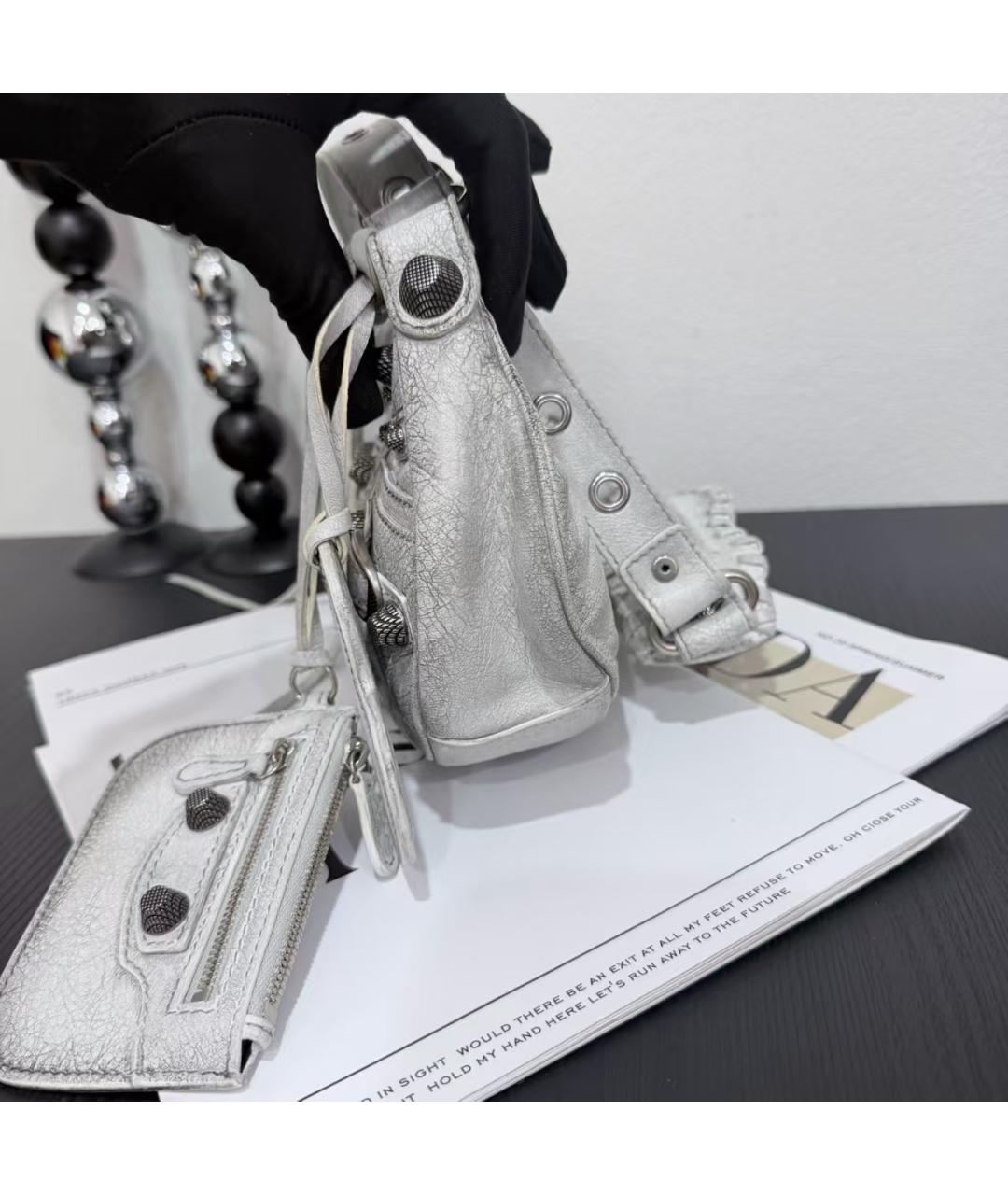 BALENCIAGA Серебряная кожаная сумка через плечо, фото 4
