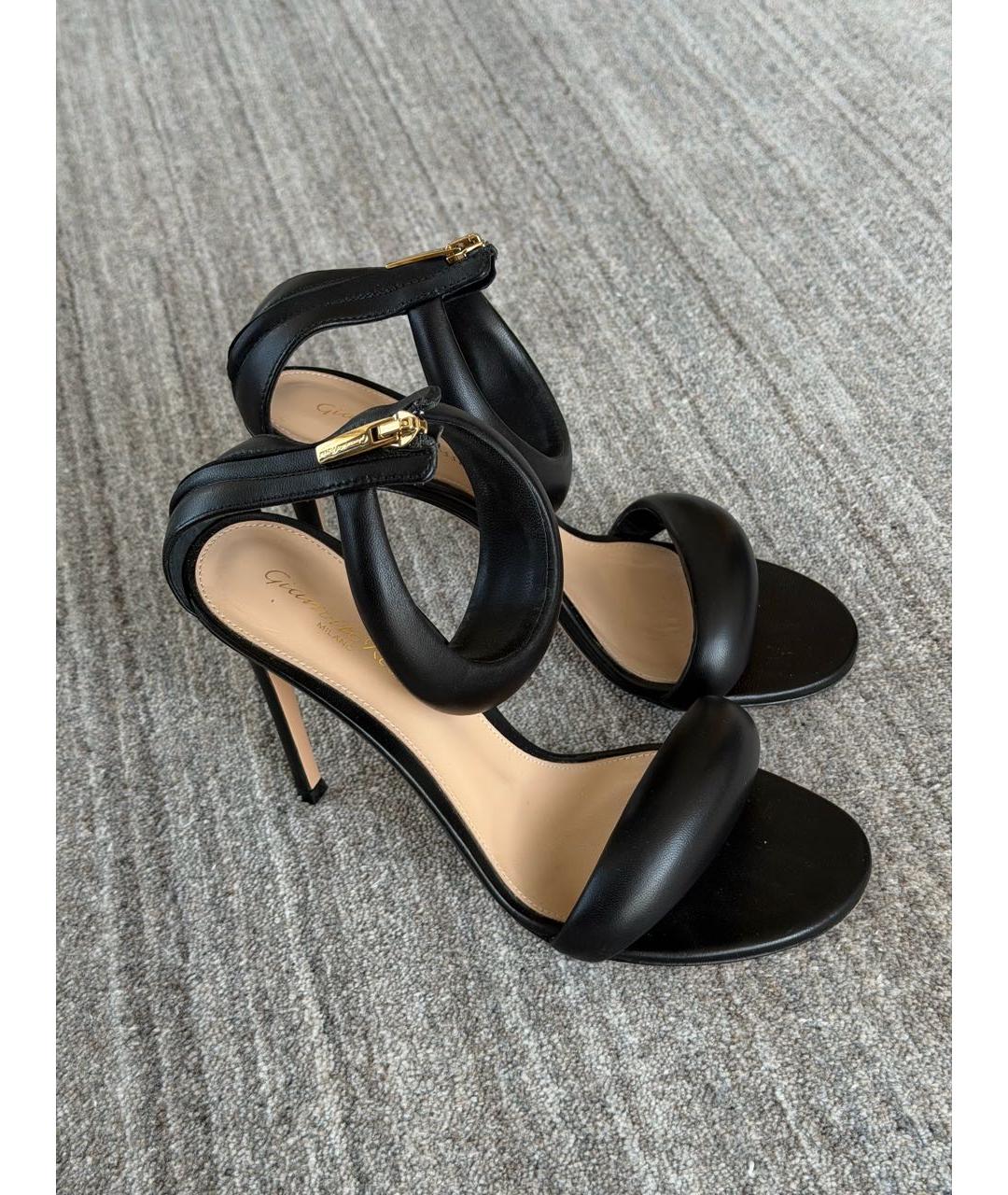 GIANVITO ROSSI Черные кожаные босоножки, фото 2