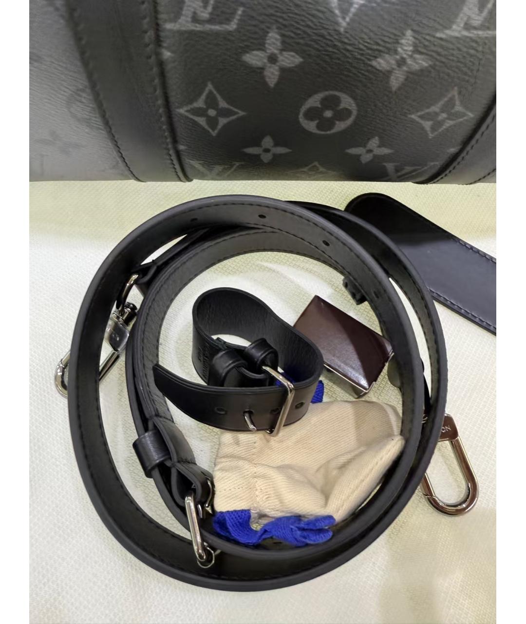 LOUIS VUITTON Серая дорожная/спортивная сумка из канвы, фото 4