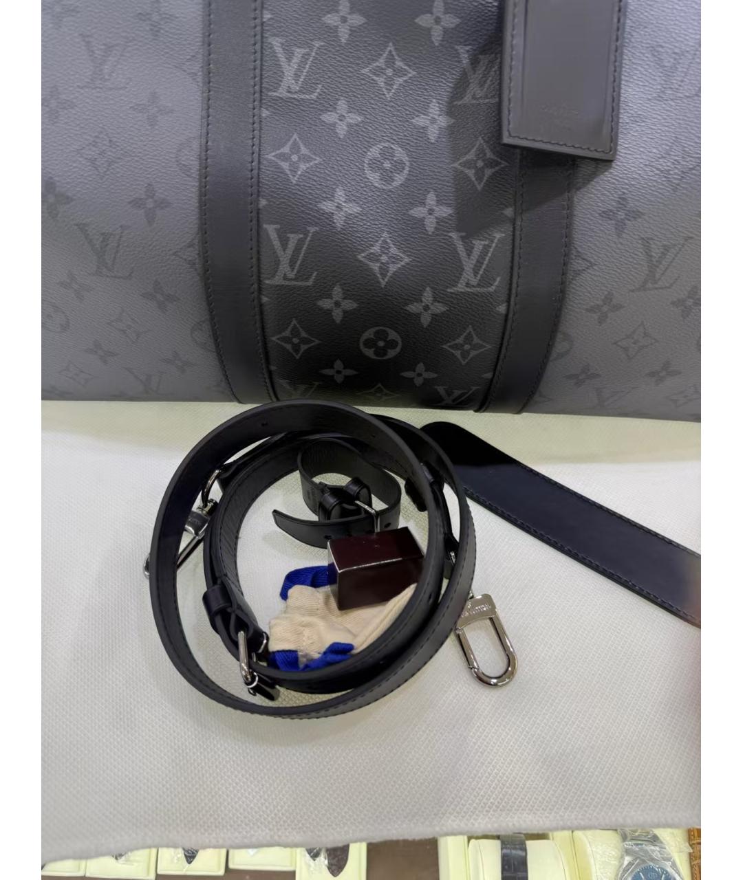 LOUIS VUITTON Серая дорожная/спортивная сумка из канвы, фото 3