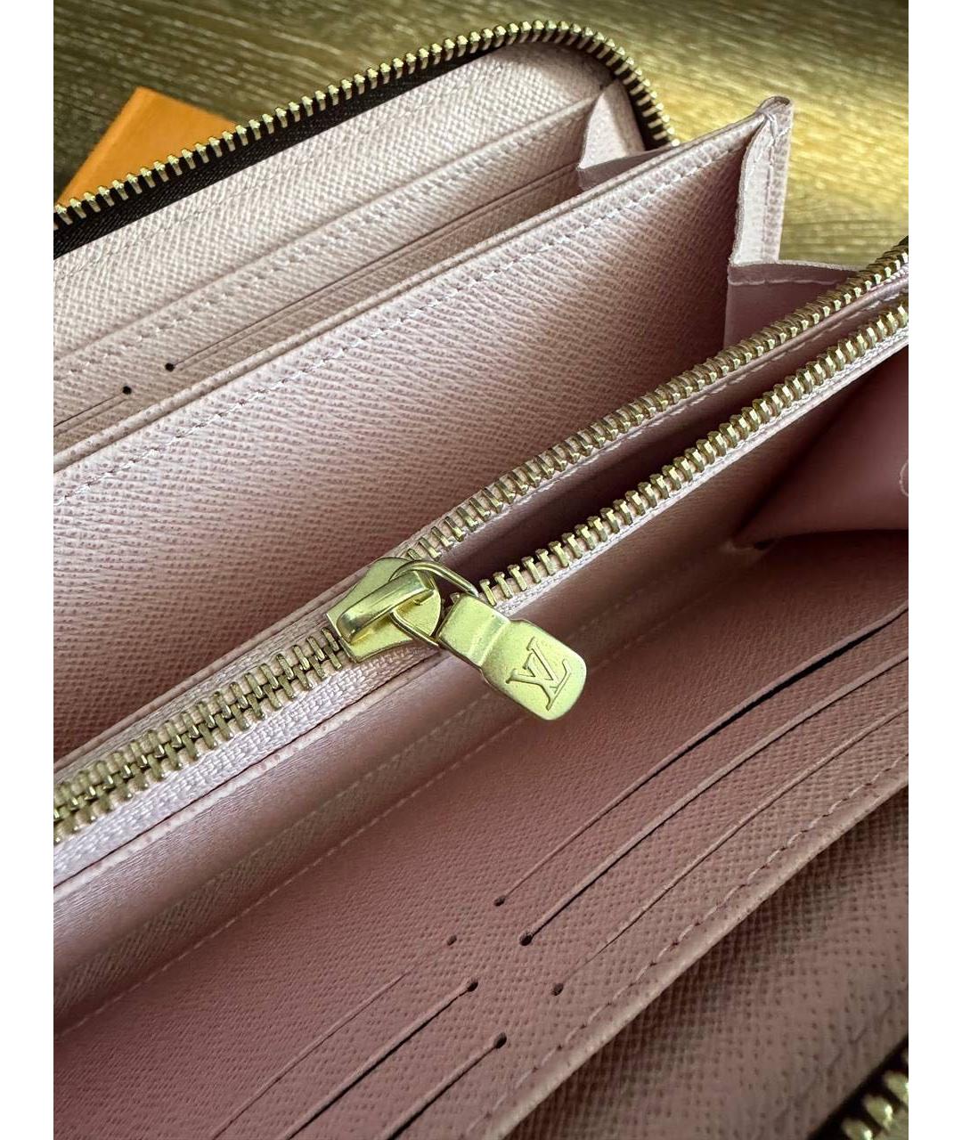 LOUIS VUITTON Коричневый кошелек, фото 4