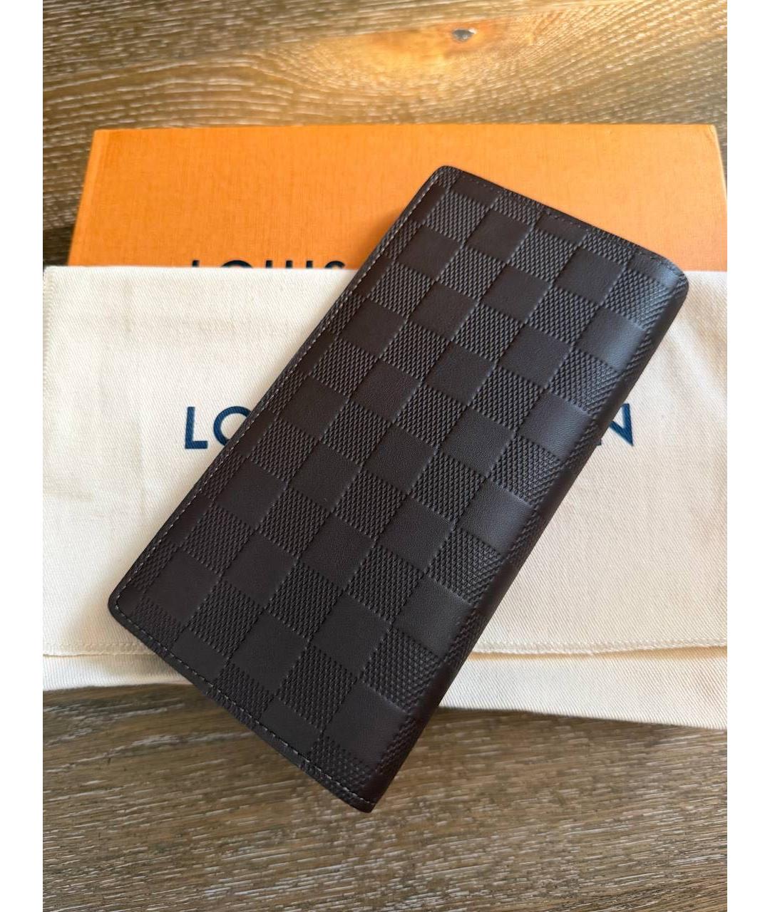 LOUIS VUITTON Коричневый кожаный кошелек, фото 2