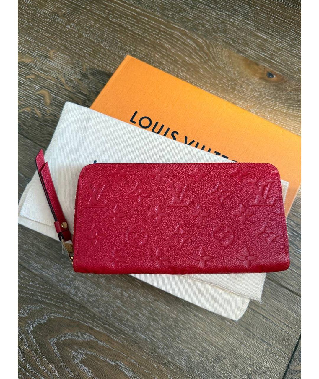 LOUIS VUITTON Красный кожаный кошелек, фото 5