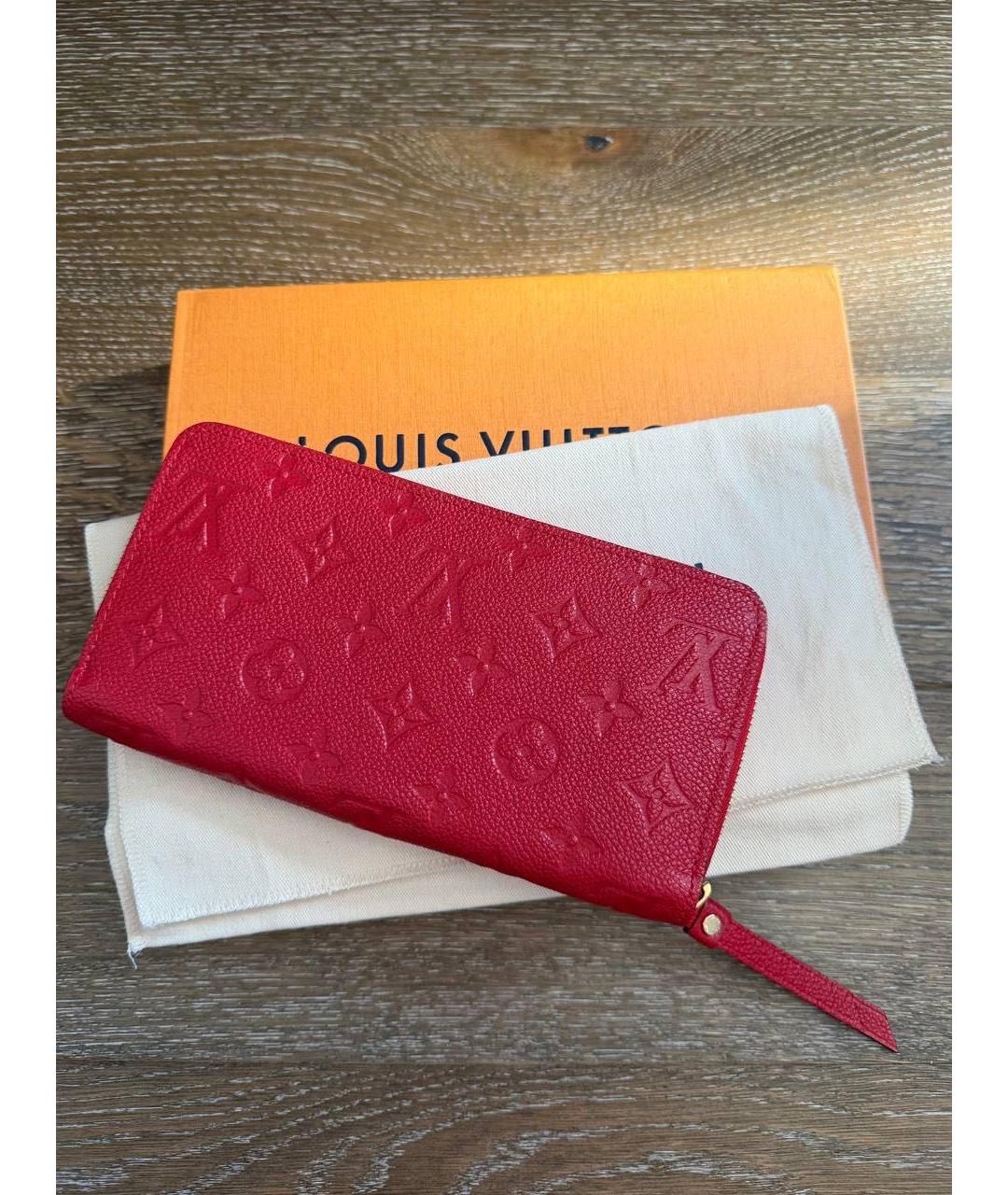 LOUIS VUITTON Красный кожаный кошелек, фото 2