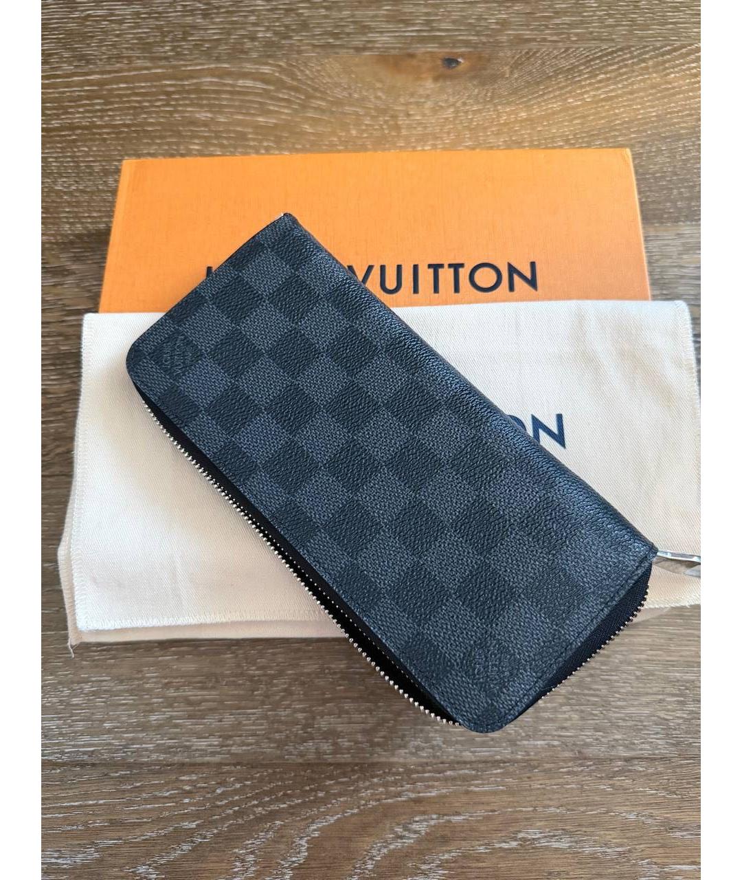 LOUIS VUITTON Серый кожаный кошелек, фото 3